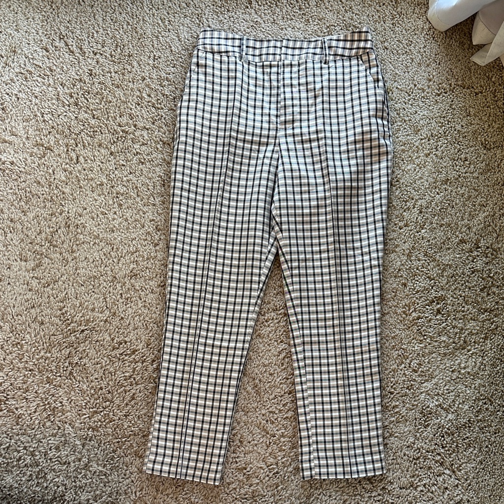 Express Women’s Black And White Plaid Chinos